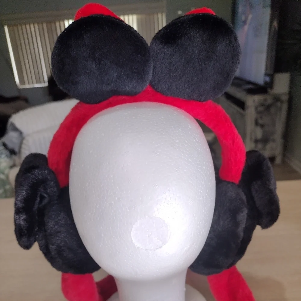 Earmuffs With Air Pumped Ears! New!